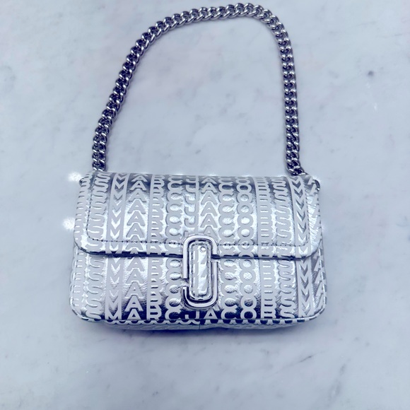 Marc Jacobs Handbags - MARC JACOBS The J Marc Mini Shoulder Bag